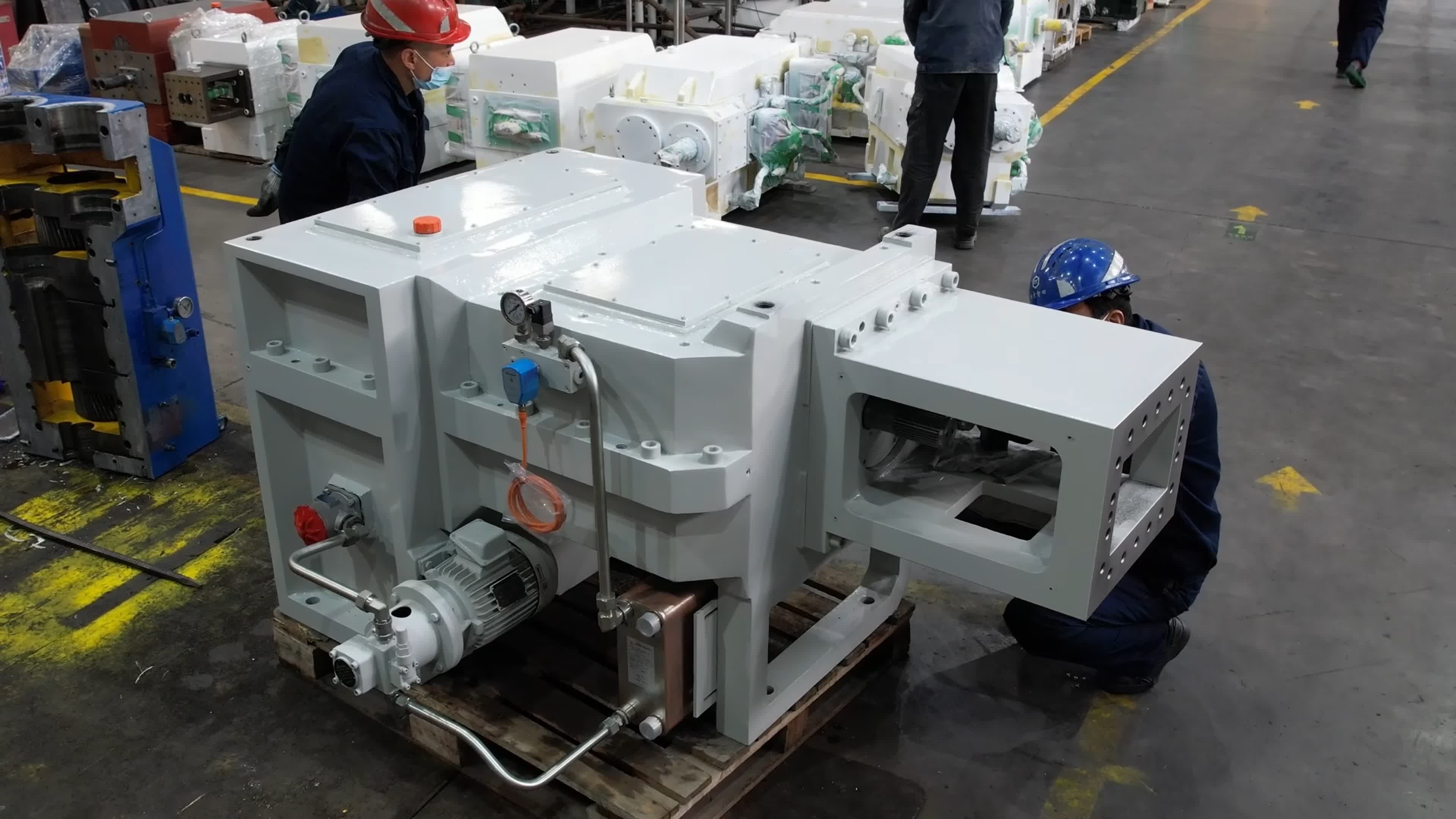 gearbox for twin screw extruders